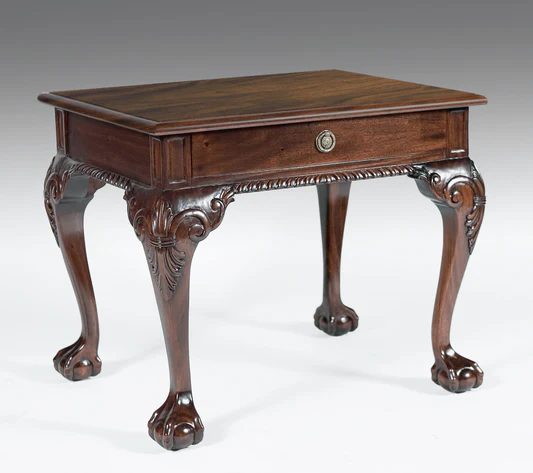 LUXURY LIVING STARTS HERE